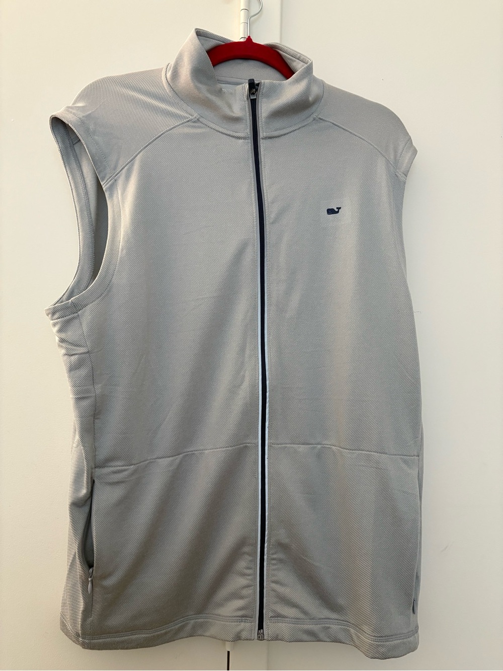 Vineyard Vines Performance Full-Zip Vest – Light Gray – Size M